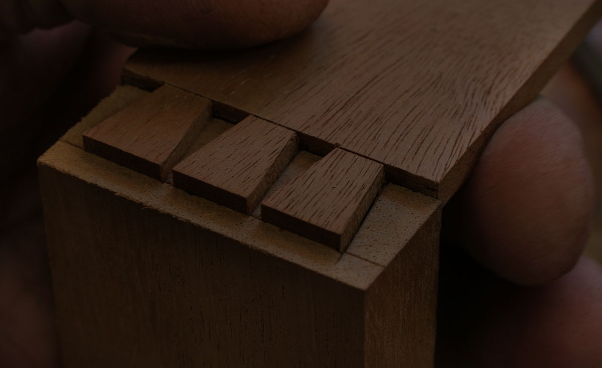 Tables by Ander